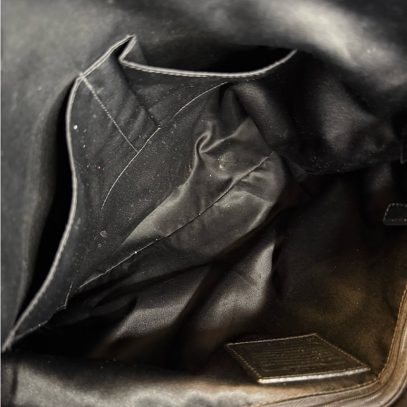 Coach Laura Signature Tote Black Patent Leather Trim - Picture 13 of 14